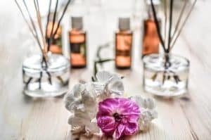 Diffuse essential oils 